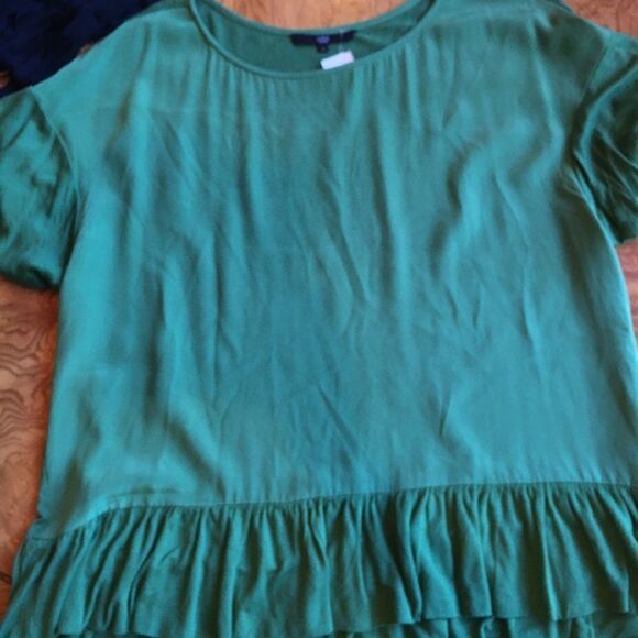 TIBI GREEN Ruffle Hem Top size L - Picture 6 of 8